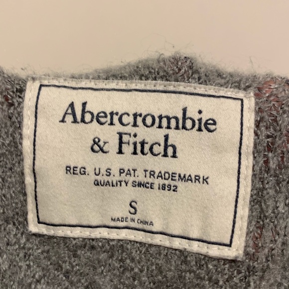 COMFY SWEATER - Picture 3 of 3